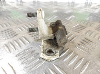 Петля двери задней правой верхняя Toyota Camry v10