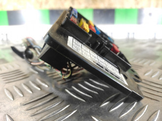 Блок предохранителей салонный Toyota Camry v10