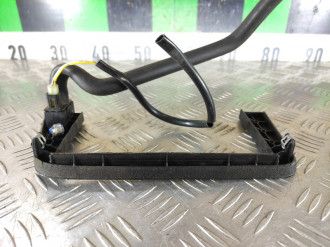 Рамка магнитолы Toyota Camry v10