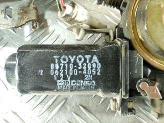 Стеклоподъемник задний правый Toyota Camry v10