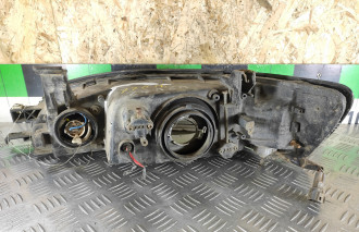 Фара правая Toyota Camry v10