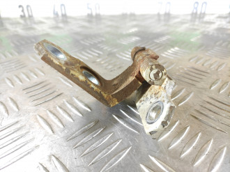 Петля двери передней правой верхняя Toyota Camry v10