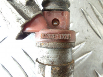 Форсунка двигателя Toyota Camry v10