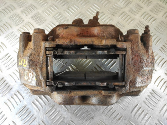 Суппорт передний правый Toyota Land cruiser 2002 2009