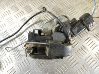 Замок двери передней правой Toyota Corolla AE110