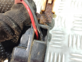 Замок двери задней правой Toyota Corolla e10