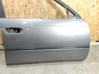 Дверь передняя правая Toyota Corolla e10