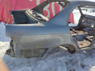 Крыло заднее правое Toyota Corolla e10