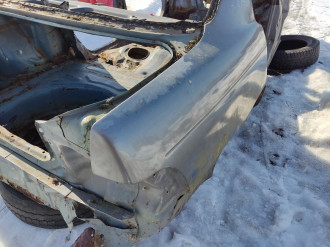 Крыло заднее правое Toyota Corolla e10