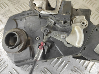 Замок багажника Toyota Land cruiser 2002 2009