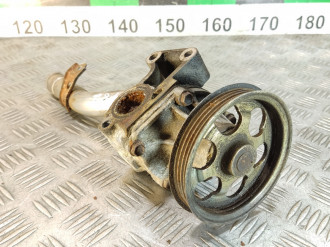 Насос водяной помпа Toyota Corolla e10