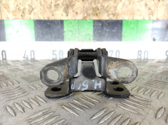 Петля багажника правая Toyota Land cruiser 2002 2009