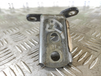 Петля двери задней левой нижняя Toyota Scion xa 2005-2006