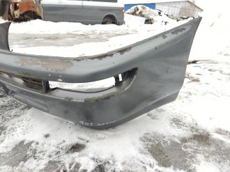 Бампер передний Toyota Corolla e10
