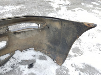 Бампер передний Toyota Corolla e10