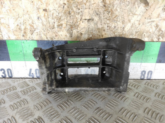 Кронштейн кпп Toyota Corolla AE110