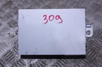 Блок управления магнитолой Toyota Camry v40