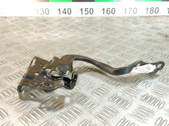 Петля капота правая Toyota Auris e15