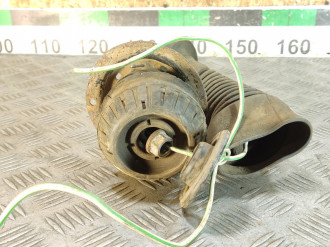 Опора переднего амортизатора Toyota Yaris 2005 2011