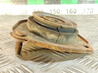 Опора переднего амортизатора Toyota Rav 4 2006 2013