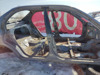 Кузов с документами Toyota Corolla e10