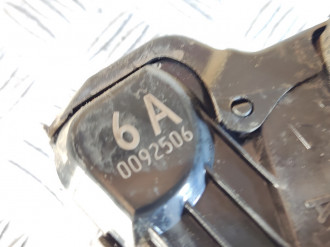 Замок двери передней левой Toyota Camry v40