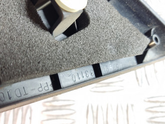 Крышка зеркала внутренняя правая Toyota Camry v40