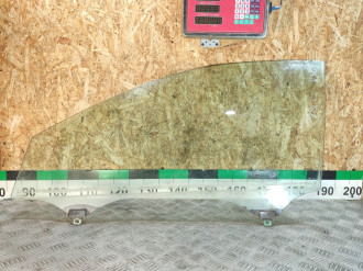 Стекло двери передней левой Toyota Camry v40