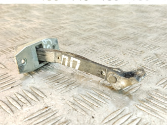 Ограничитель двери передний Toyota Camry v40