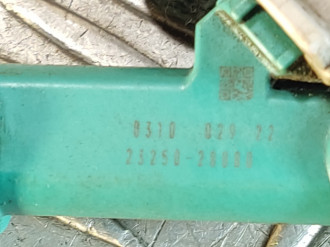 Форсунка двигателя Toyota Camry v40