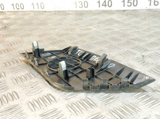 Решетка динамика правая Toyota Camry v40