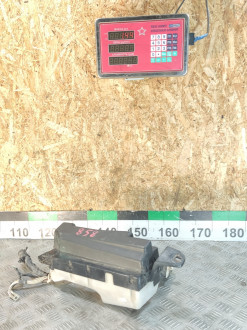 Блок предохранителей моторный Toyota Avensis 2 2003 2008