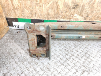 Усилитель бампера переднего Toyota Avensis 2 2003 2008