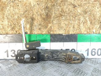 Кронштейн ручки задней правой Toyota Avensis 2 2003 2008