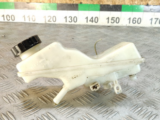 Бачок главного тормозного цилиндра Toyota Avensis 2003 2008