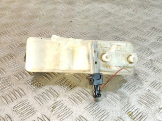 Бачок главного тормозного цилиндра Toyota Avensis 2003 2008