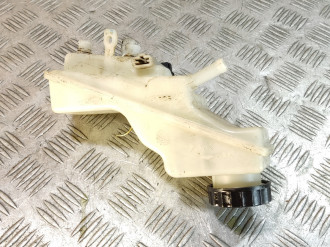 Бачок главного тормозного цилиндра Toyota Avensis 2003 2008