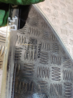 Стекло двери задней правой форточка Toyota Camry v40