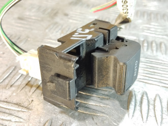 Кнопка стеклоподъемника Toyota Camry v40