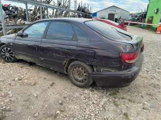 В разборе Toyota Carina 1992-1997