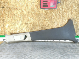 Обшивка стойки правая Toyota Avensis 2 2003 2008