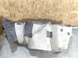 Обшивка багажника правая Toyota Avensis 2003 2008