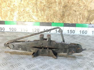 Домкрат Toyota Avensis 2 2003 2008