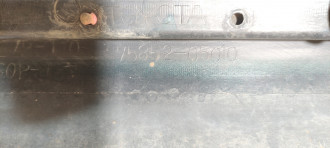 Накладка порога наружняя левая Toyota Avensis 2 2003 2008