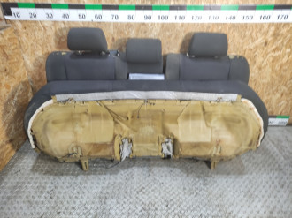 Сиденье заднее Toyota Avensis 2 2003 2008