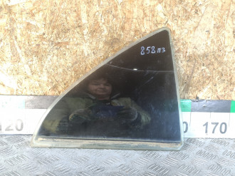 Стекло двери задней правой форточка Toyota Avensis 2 2003 2008