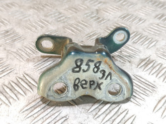 Петля двери задней левой верхняя Toyota Avensis 2 2003 2008