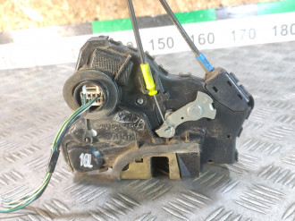 Замок двери передней левой Toyota Avensis 2 2003 2008