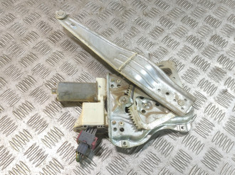 Стеклоподъемник задний правый Toyota Avensis 2 2003 2008