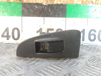 Кнопка стеклоподъемника Toyota Avensis 2 2003 2008
